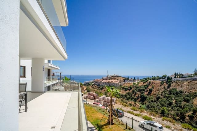 2 soverom Leilighet til salgs i Torreblanca, Fuengirola med svømmebasseng garasje - € 499 000 (Ref: 10103437)