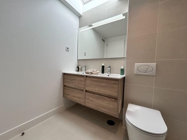 Ático de 3 habitaciones en Torreblanca, Fuengirola en venta con piscina garaje - 899.000 € (Ref: 10103494)