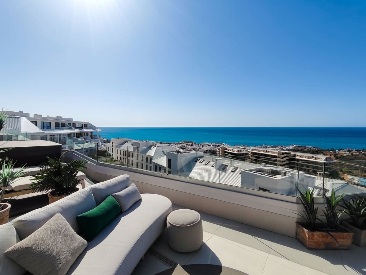 3 Zimmer Penthouse zu verkaufen in Fuengirola mit Pool Garage - 950.000 € (Ref: 10103651)