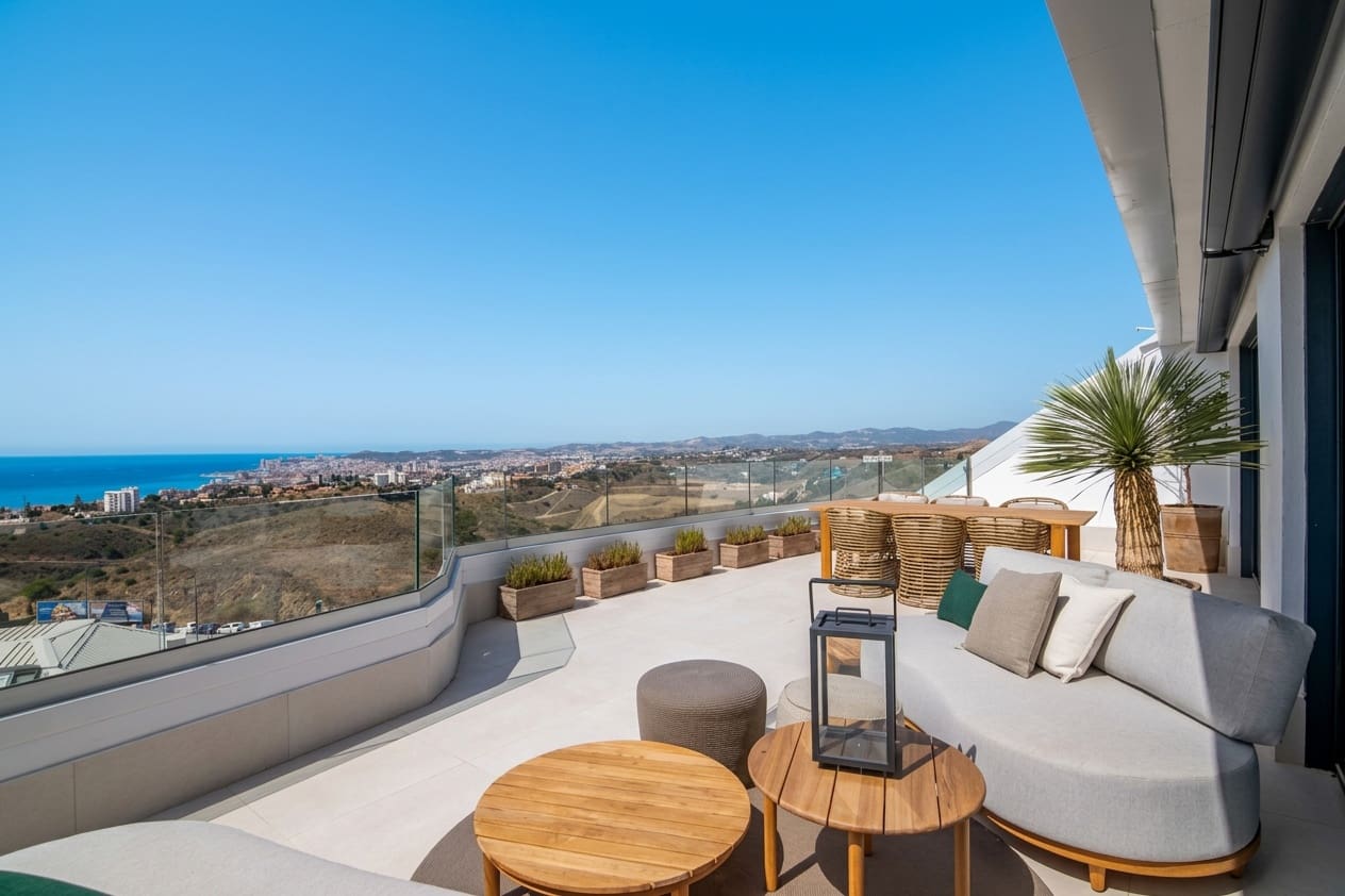 3 Zimmer Penthouse zu verkaufen in Fuengirola mit Pool Garage - 950.000 € (Ref: 10103651)