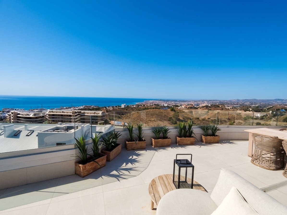 3 Zimmer Penthouse zu verkaufen in Fuengirola mit Pool Garage - 950.000 € (Ref: 10103651)