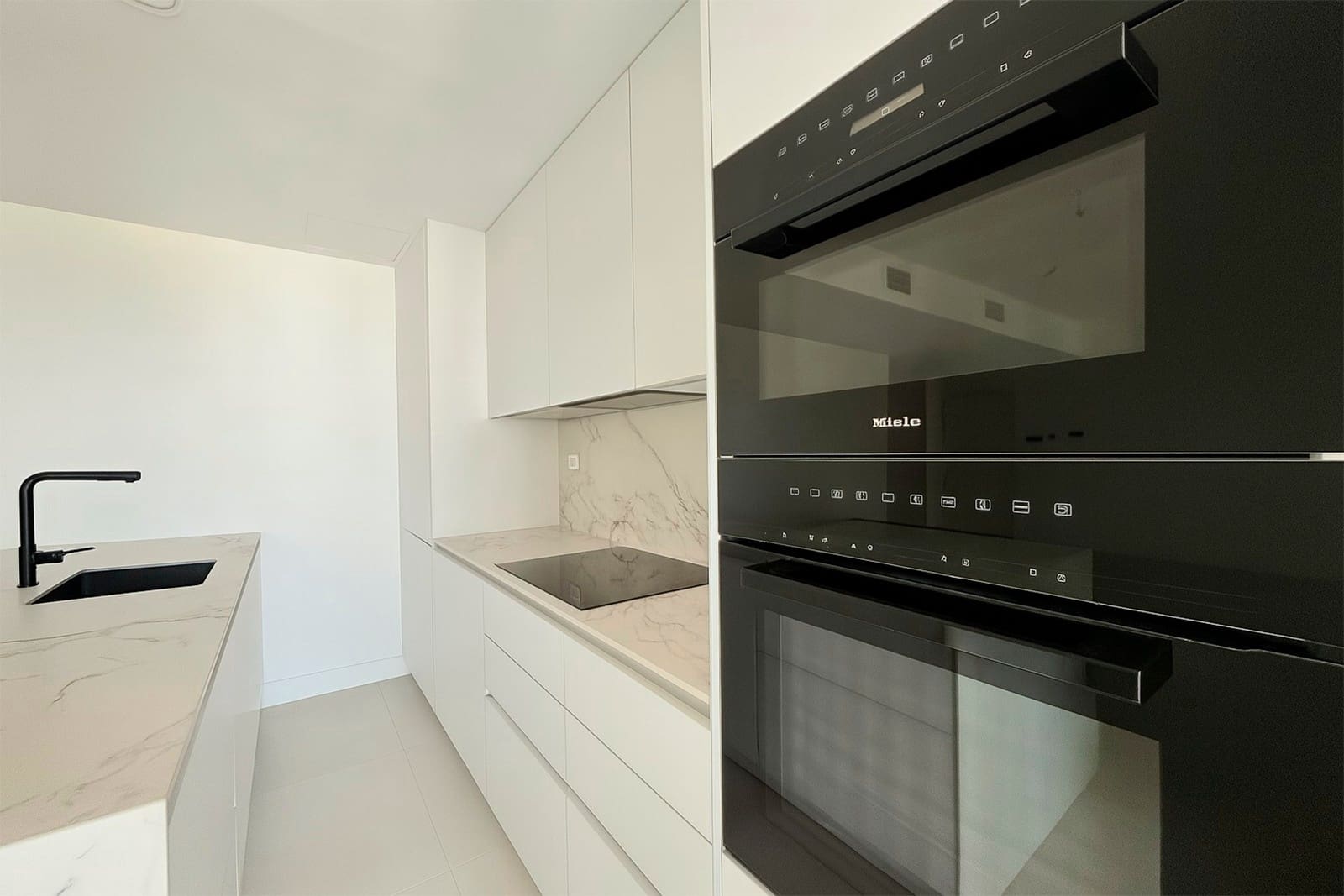 3 bedroom Apartment for sale in Fuengirola with pool garage - € 475,000 (Ref: 10104259)