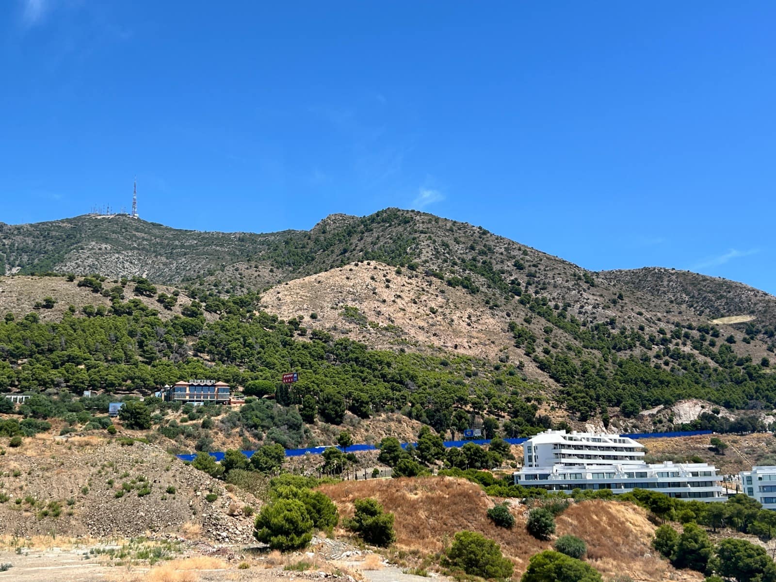 3 bedroom Apartment for sale in Fuengirola with pool garage - € 475,000 (Ref: 10104259)