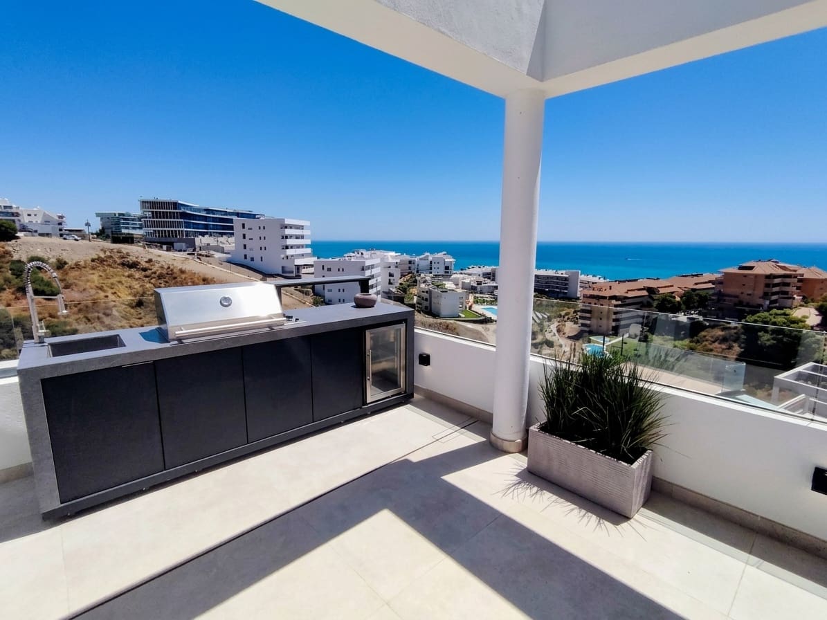 Adosado de 4 habitaciones en Fuengirola en venta con piscina garaje - 1.650.000 € (Ref: 10104265)