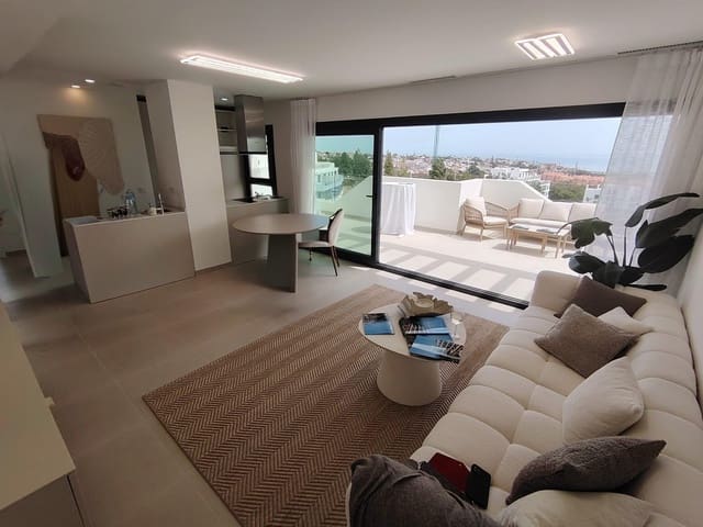 Apartamento de 3 habitaciones en El Faro de Calaburra - Chaparral, Mijas en venta con piscina garaje - 580.000 € (Ref: 10106559)