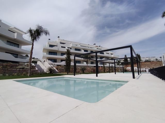 Apartamento de 3 habitaciones en El Faro de Calaburra - Chaparral, Mijas en venta con piscina garaje - 580.000 € (Ref: 10106559)