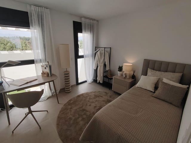 Apartamento de 3 habitaciones en El Faro de Calaburra - Chaparral, Mijas en venta con piscina garaje - 580.000 € (Ref: 10106559)