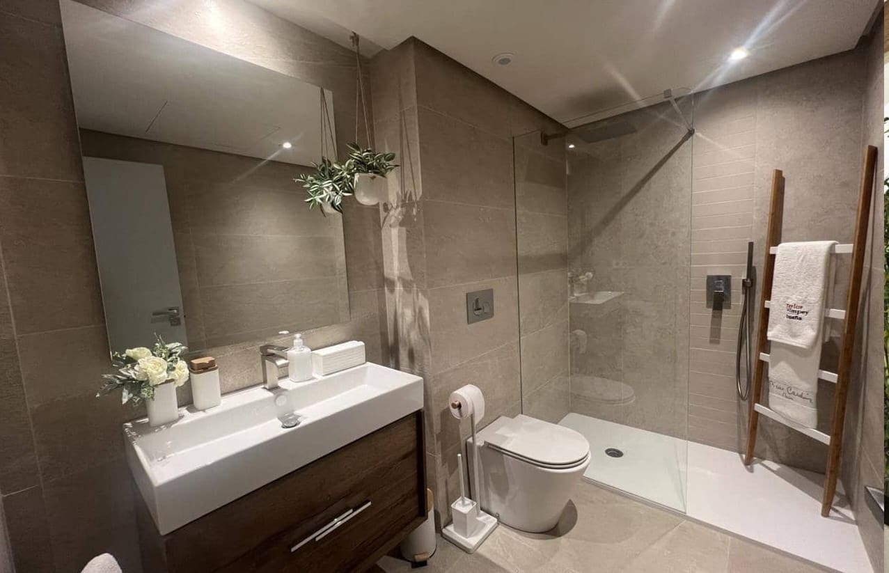 2 slaapkamer Appartement te koop in Benahavis met zwembad garage - € 499.000 (Ref: 10110218)