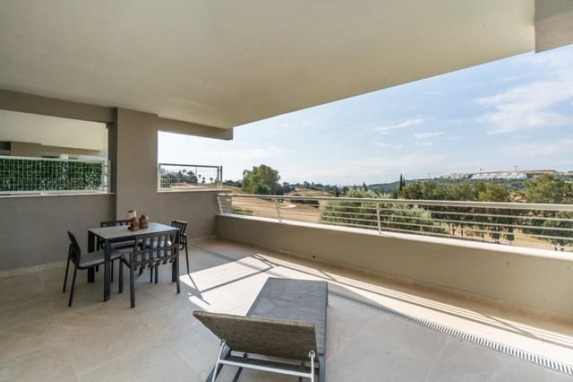 2 soveværelse Lejlighed til salg i Estepona Golf, Estepona med swimmingpool garage - € 370.000 (Ref: 10111245)