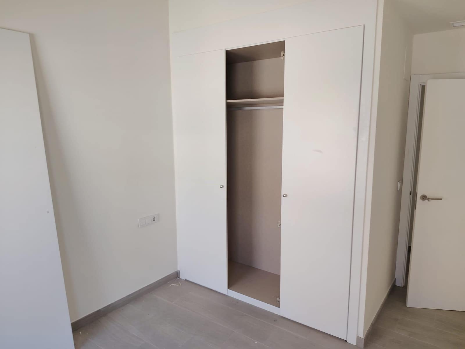 Apartamento de 3 habitaciones en Benalmádena en venta con piscina garaje - 475.000 € (Ref: 10113418)
