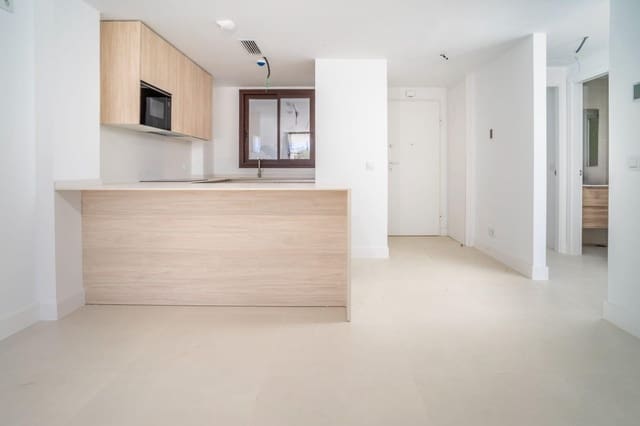 3 makuuhuone Huoneisto myytävänä paikassa Torreblanca, Fuengirola mukana uima-altaan 
autotalli - 550 000 € (Ref: 10115445)