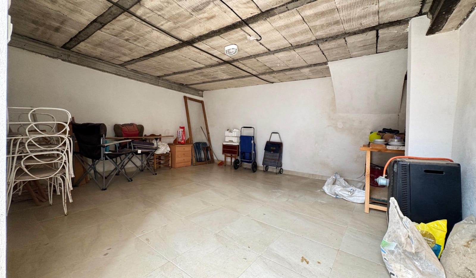 Piso de 4 habitaciones en Pego en venta con garaje - 140.000 € (Ref: 10140058)