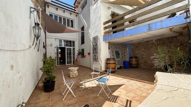 Casa de 5 habitaciones en Pego en venta - 299.000 € (Ref: 10140061)