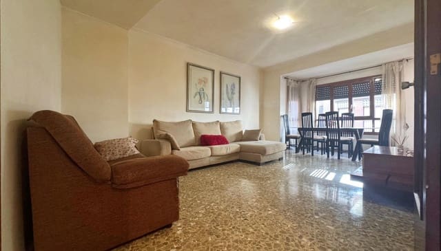 4 bedroom Apartment for sale in Oliva Pueblo, Oliva - € 138,000 (Ref: 10140065)