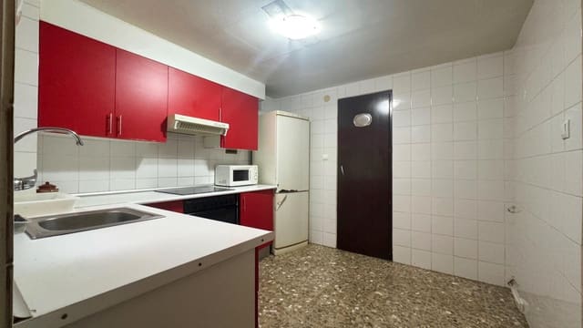 4 bedroom Apartment for sale in Oliva Pueblo, Oliva - € 138,000 (Ref: 10140065)