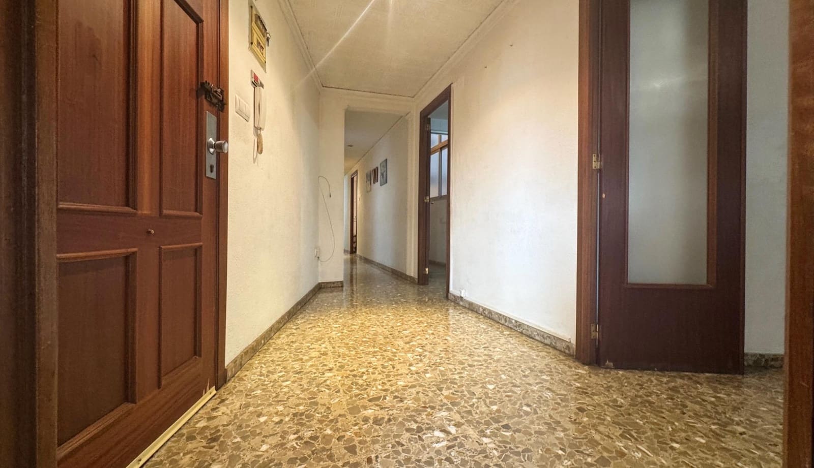 4 bedroom Apartment for sale in Oliva - € 138,000 (Ref: 10140065)