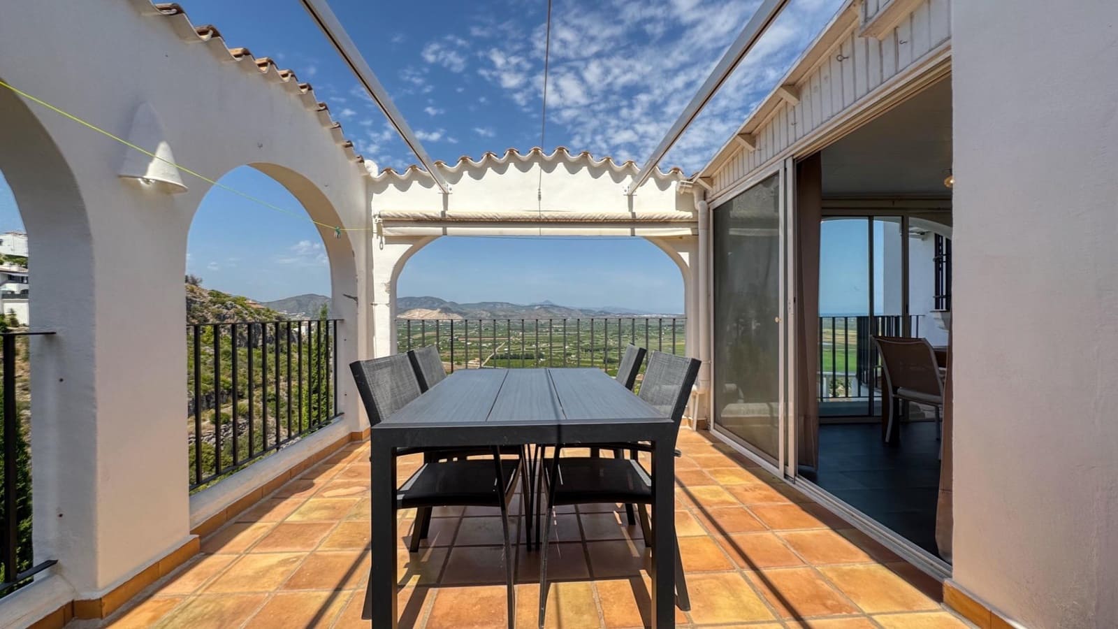 Chalet de 4 habitaciones en Pego en venta con piscina - 425.000 € (Ref: 10140071)