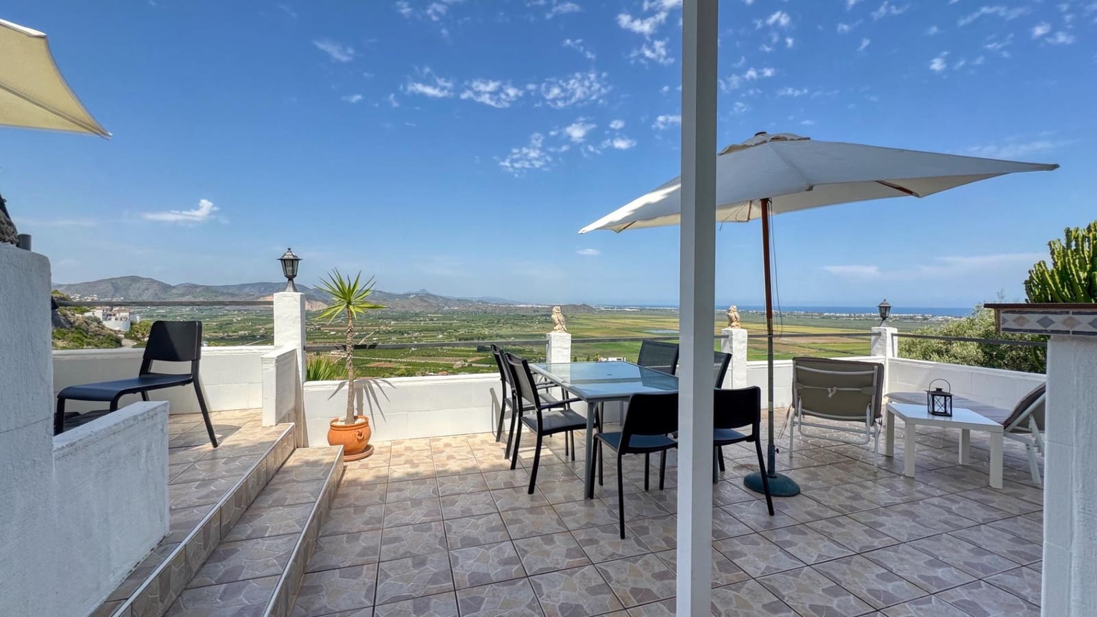 Chalet de 4 habitaciones en Pego en venta con piscina - 425.000 € (Ref: 10140071)