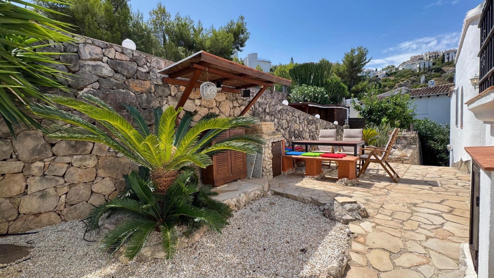 Chalet de 4 habitaciones en Pego en venta con piscina - 425.000 € (Ref: 10140071)