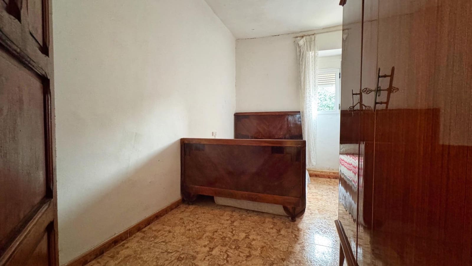 4 quarto Casa em Banda para venda em Benirrama com garagem - 140 000 € (Ref: 10140073)