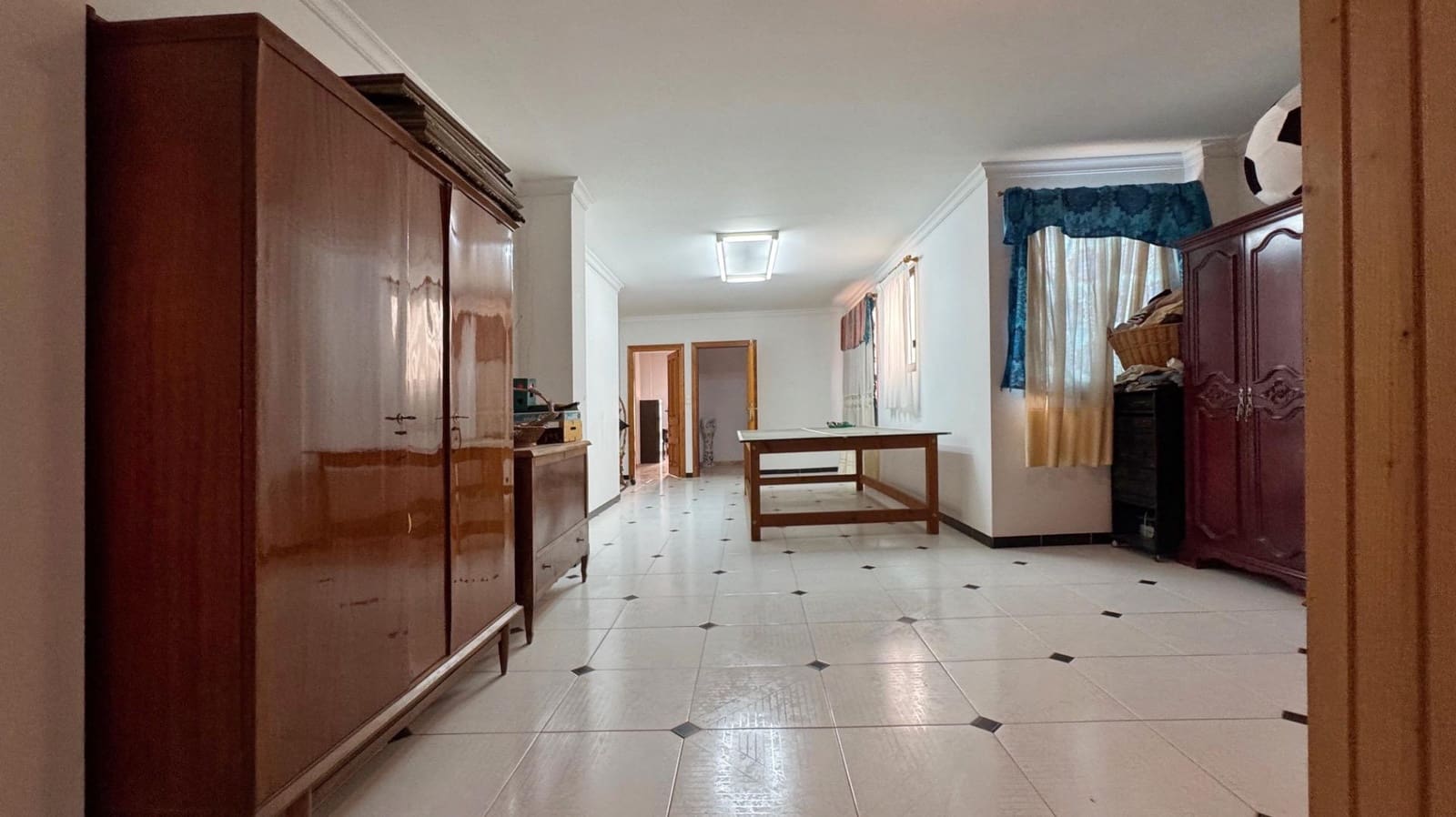 7 soveværelse Byhus til salg i Pego med garage - € 479.000 (Ref: 10140076)