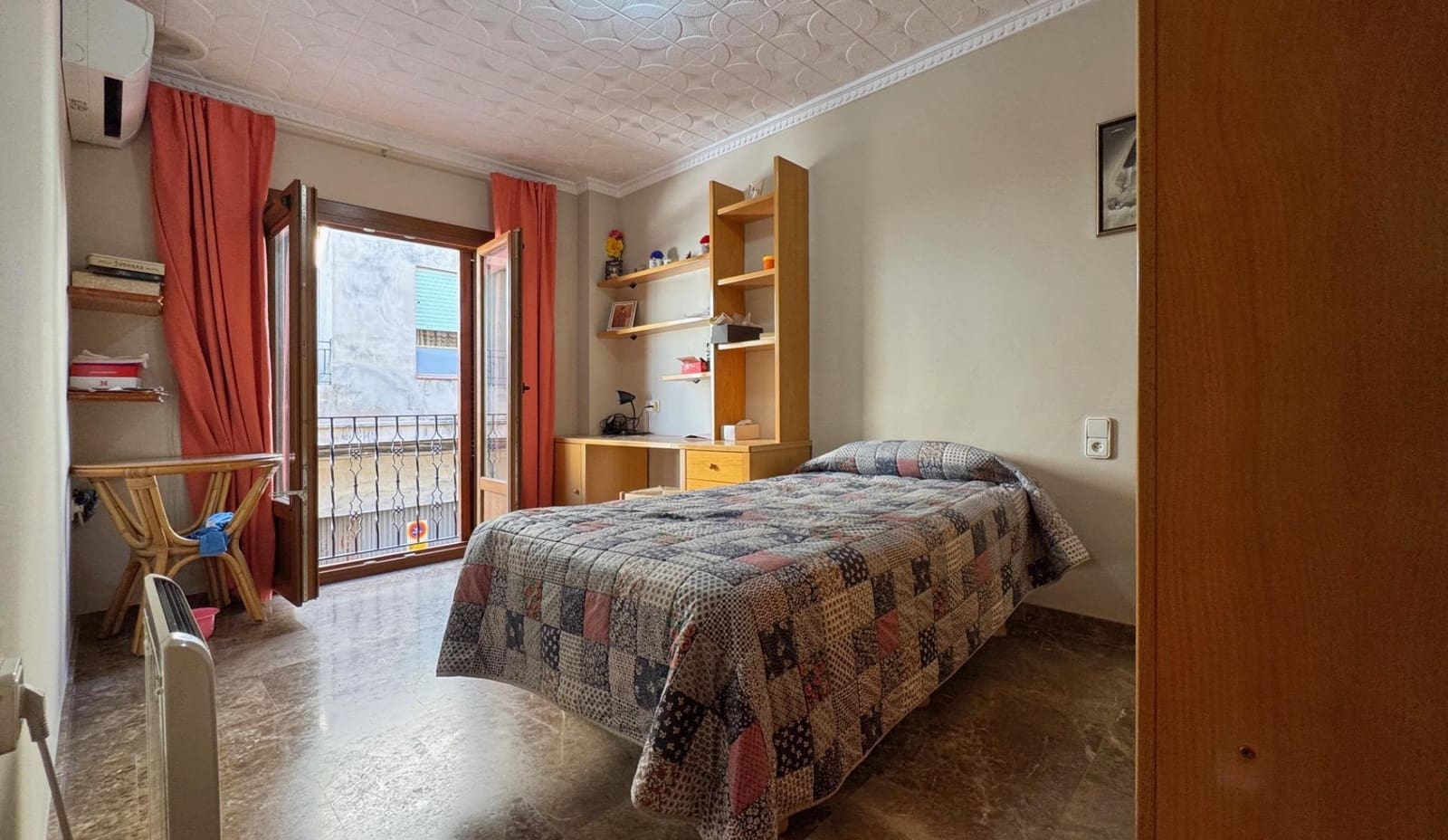 7 soveværelse Byhus til salg i Pego med garage - € 479.000 (Ref: 10140076)