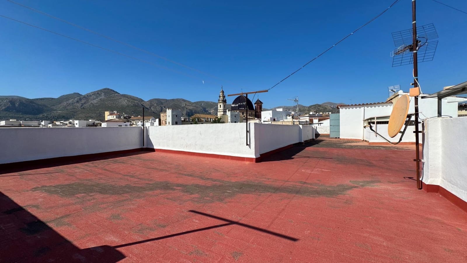 7 soveværelse Byhus til salg i Pego med garage - € 479.000 (Ref: 10140076)