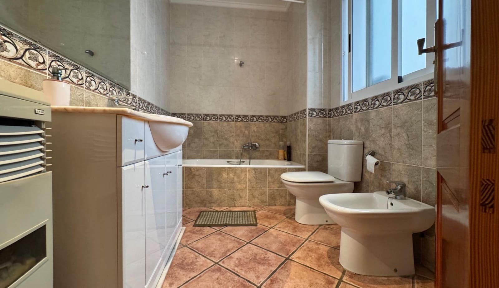 4 slaapkamer Huis te koop in La Font d'En Carros - € 250.000 (Ref: 10140078)