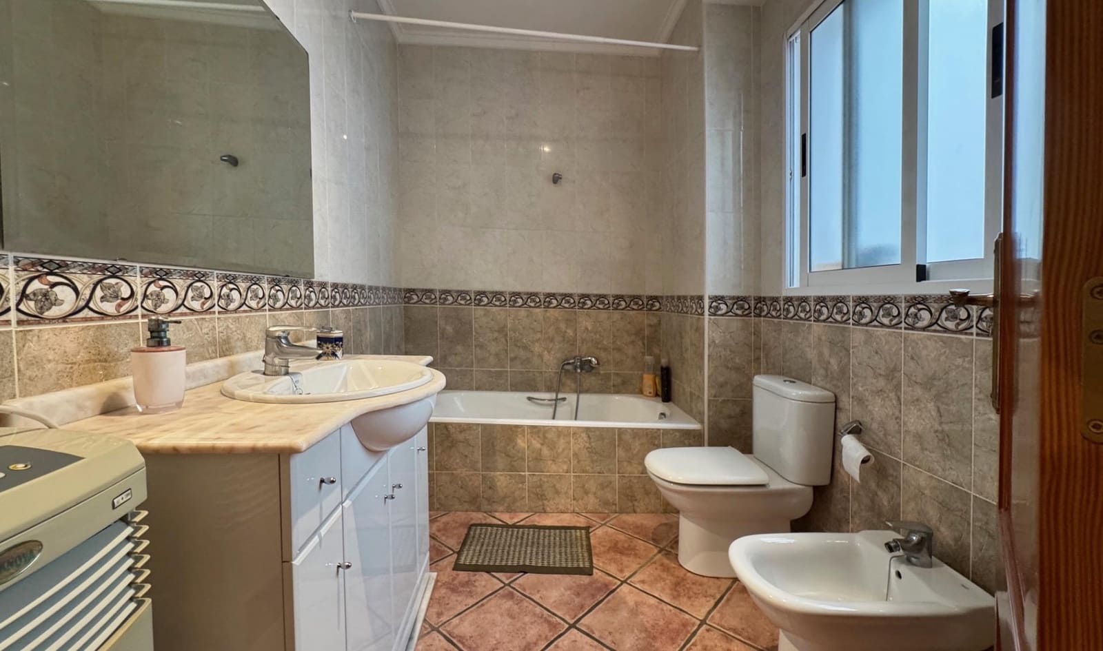4 slaapkamer Huis te koop in La Font d'En Carros - € 250.000 (Ref: 10140078)