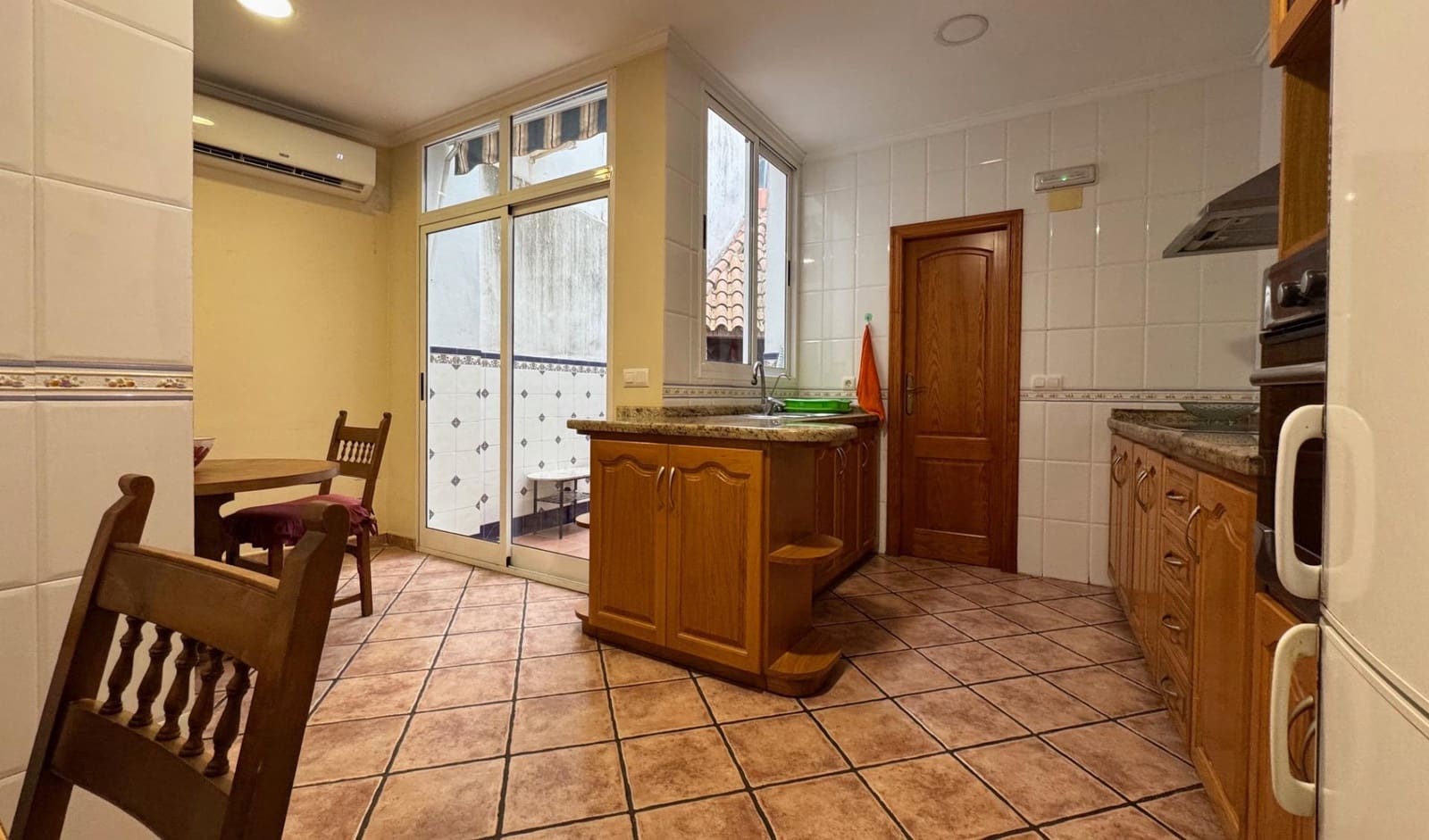 4 slaapkamer Huis te koop in La Font d'En Carros - € 250.000 (Ref: 10140078)