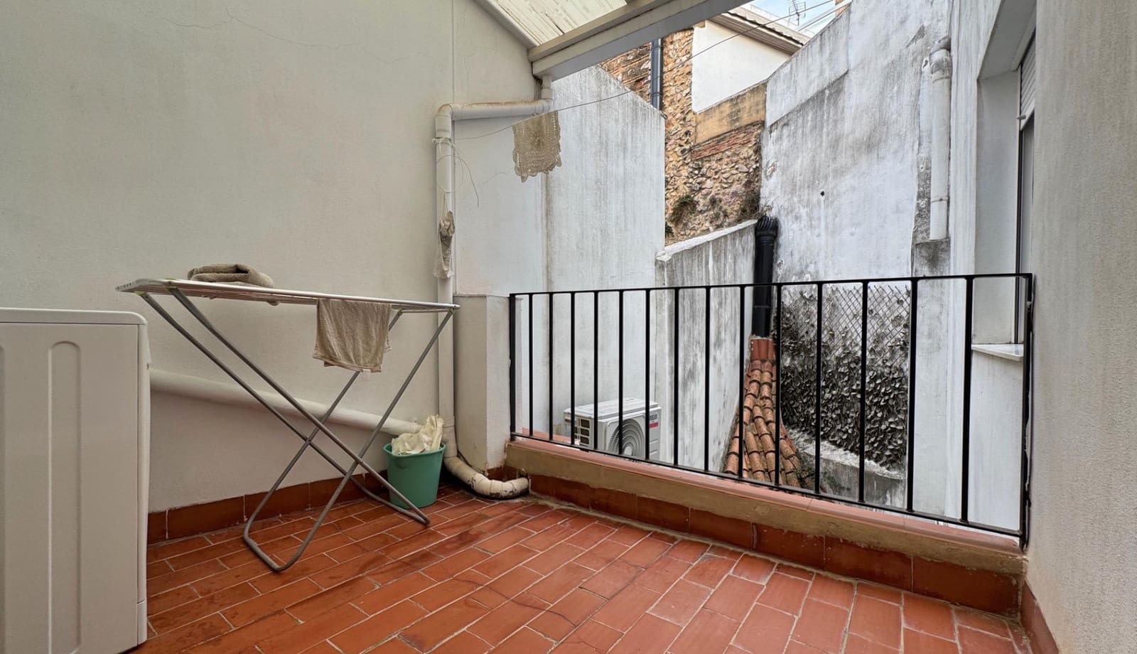 4 slaapkamer Huis te koop in La Font d'En Carros - € 250.000 (Ref: 10140078)