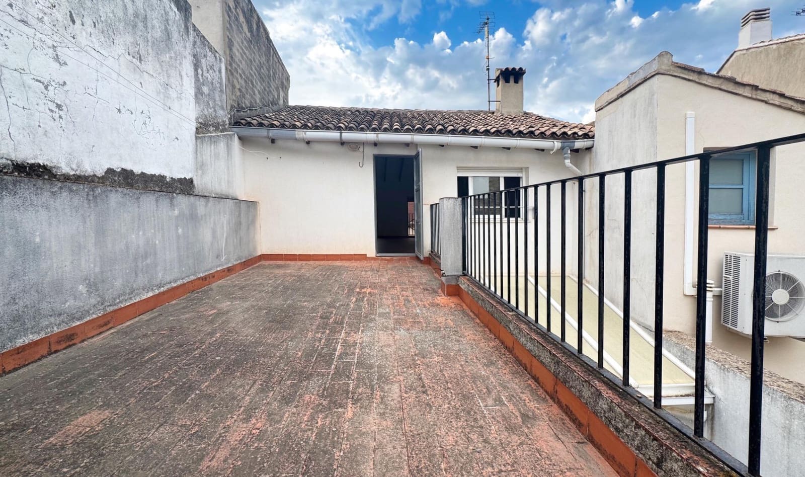 4 slaapkamer Huis te koop in La Font d'En Carros - € 250.000 (Ref: 10140078)
