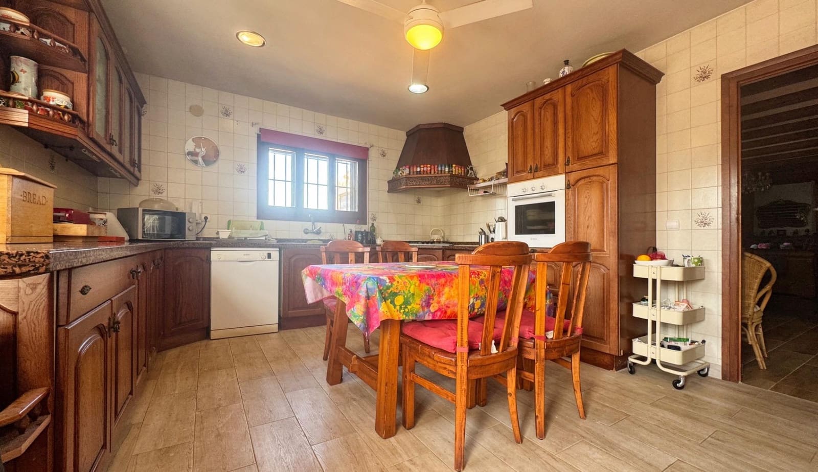 7 soverom Villa til salgs i Monte Pego med svømmebasseng garasje - € 750 000 (Ref: 10140079)