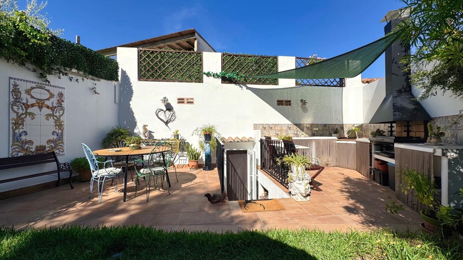 Adosado de 5 habitaciones en Pego en venta con garaje - 349.000 € (Ref: 10140080)