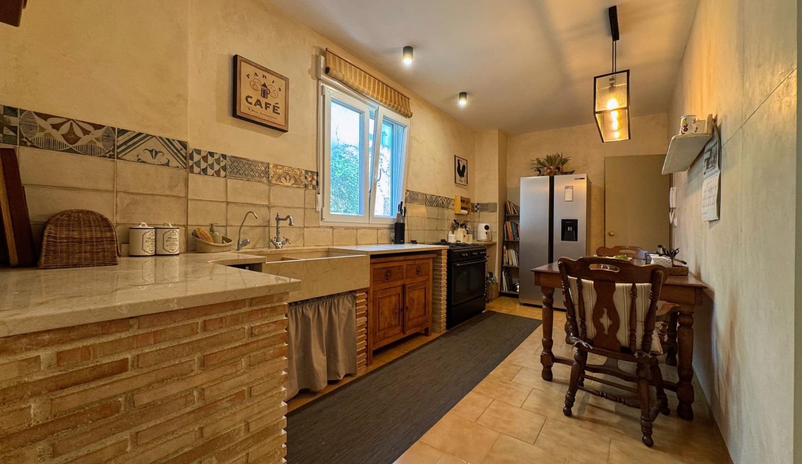 Adosado de 5 habitaciones en Pego en venta con garaje - 349.000 € (Ref: 10140080)