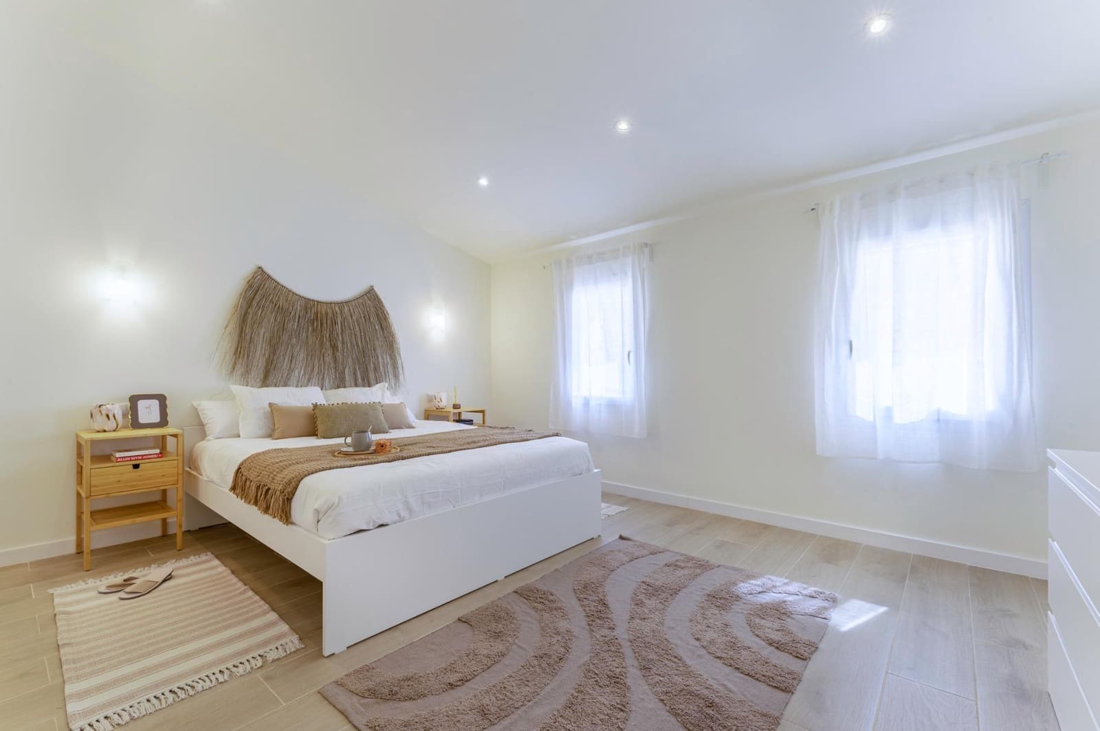4 slaapkamer Rijtjeshuis te koop in Pego - € 264.700 (Ref: 10140081)