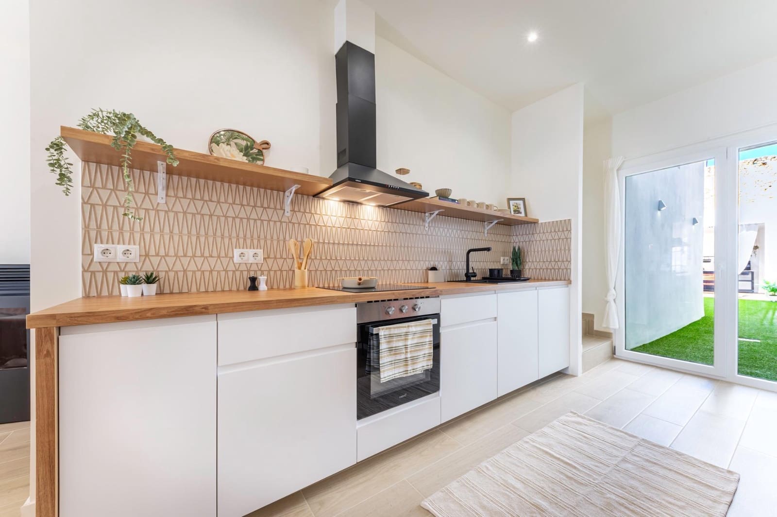 4 slaapkamer Rijtjeshuis te koop in Pego - € 264.700 (Ref: 10140081)