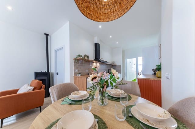 4 bedroom Terraced Villa for sale in Pego - € 264,700 (Ref: 10140081)
