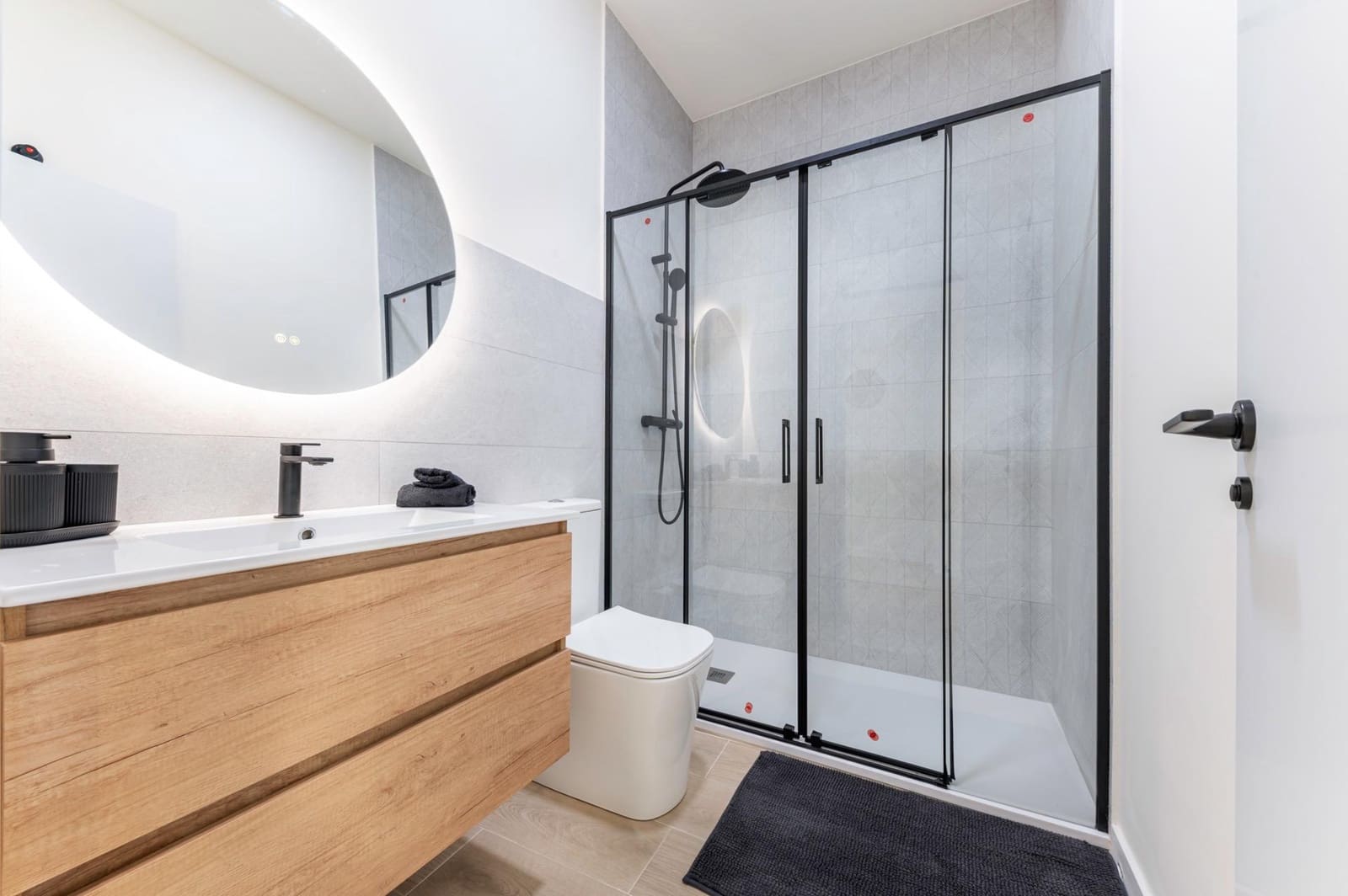 4 slaapkamer Rijtjeshuis te koop in Pego - € 264.700 (Ref: 10140081)