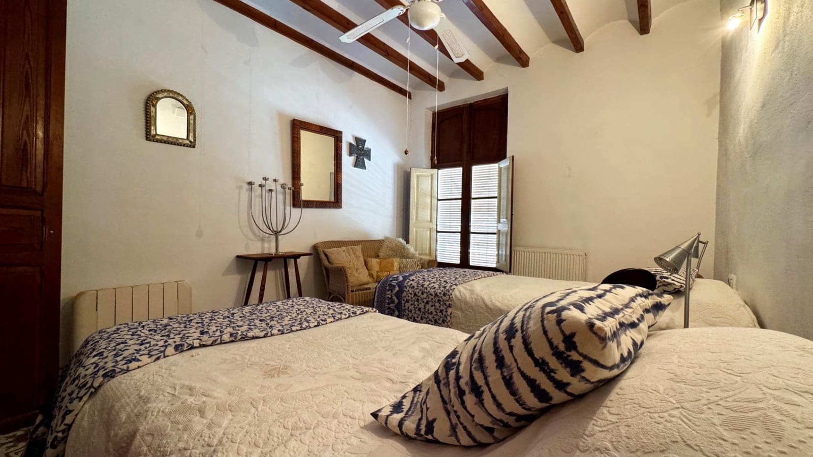 6 bedroom Townhouse for sale in Adsubia - € 285,000 (Ref: 10159693)