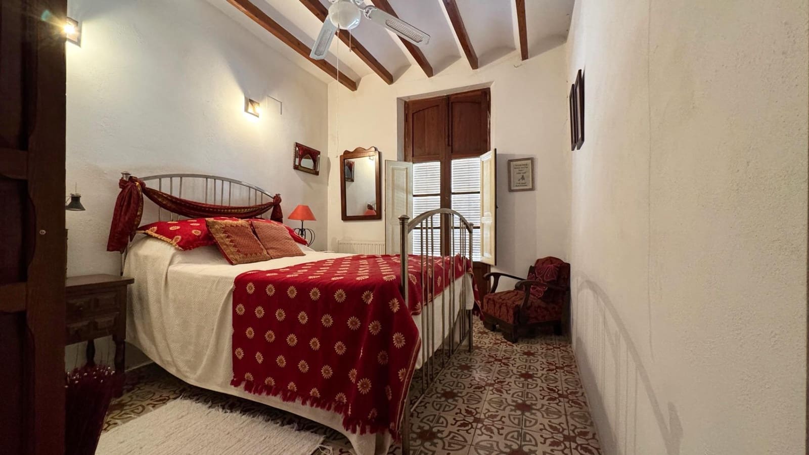 6 bedroom Townhouse for sale in Adsubia - € 285,000 (Ref: 10159693)