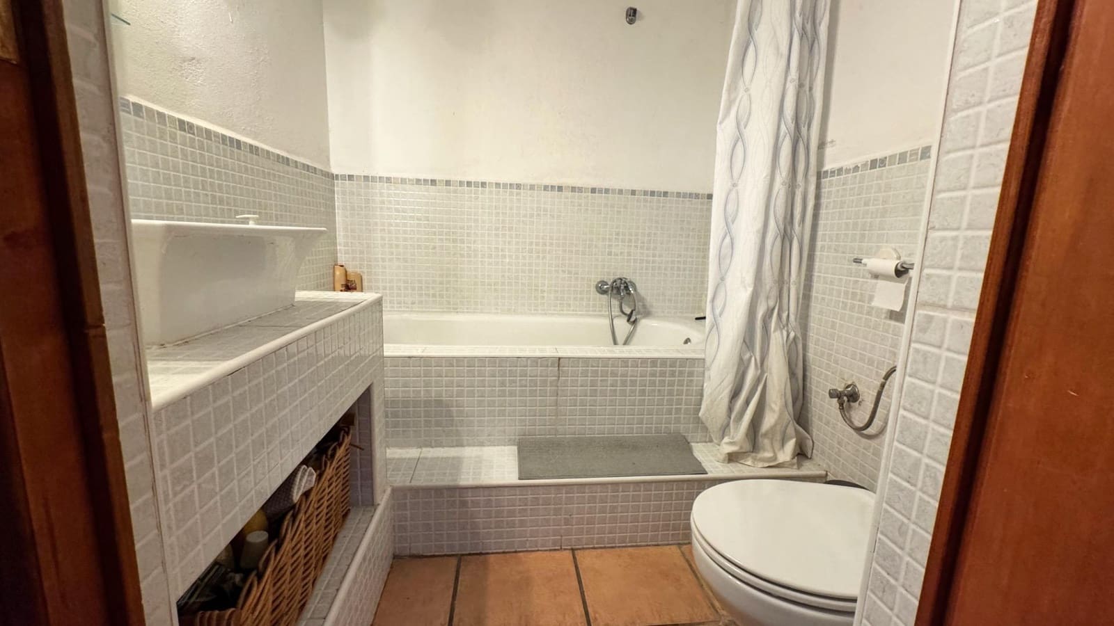 6 bedroom Townhouse for sale in Adsubia - € 285,000 (Ref: 10159693)