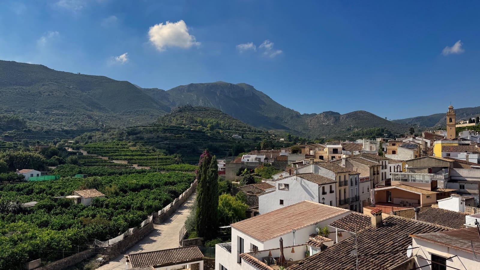 6 bedroom Townhouse for sale in Adsubia - € 285,000 (Ref: 10159693)