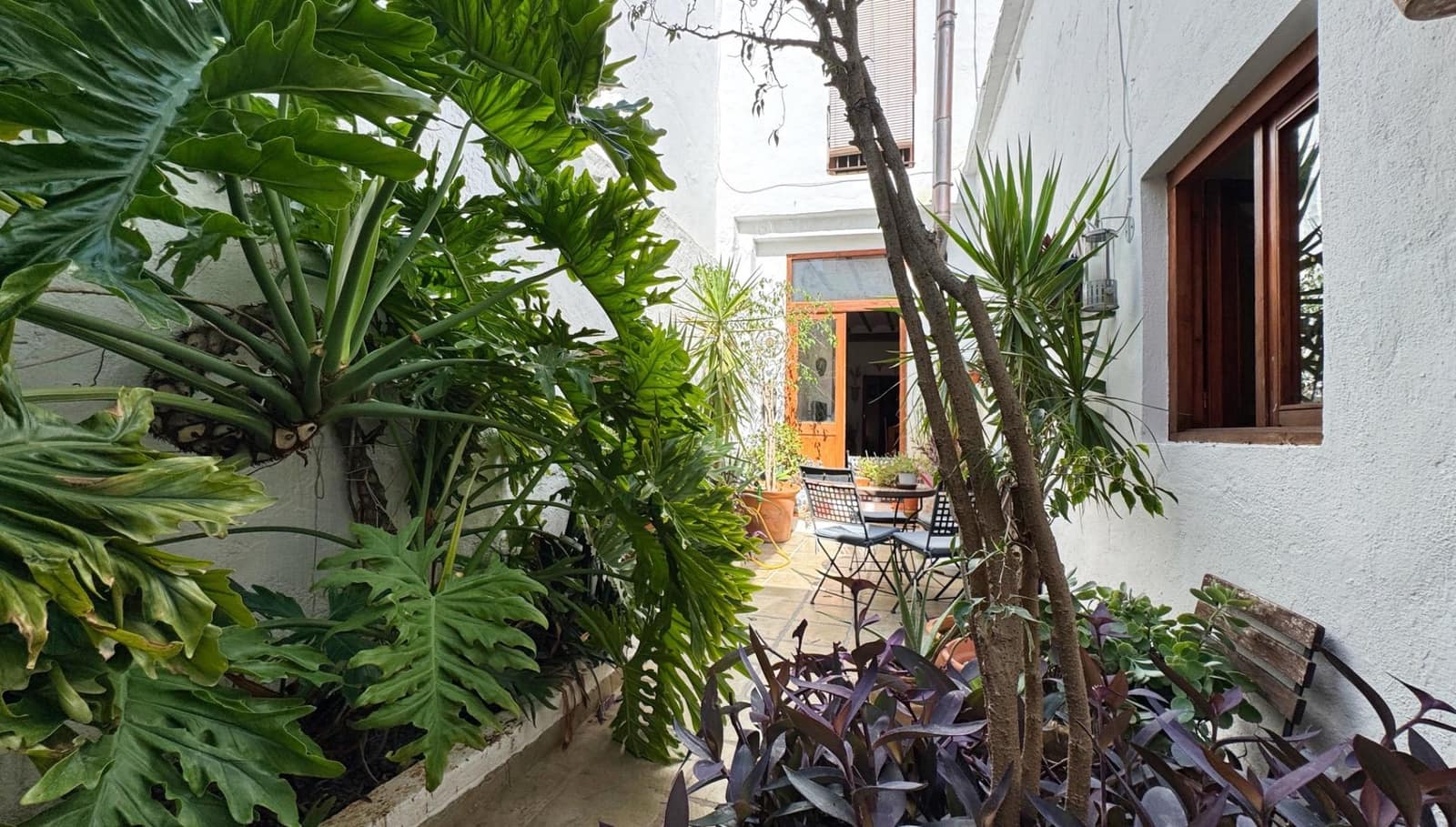 6 bedroom Townhouse for sale in Adsubia - € 285,000 (Ref: 10159693)