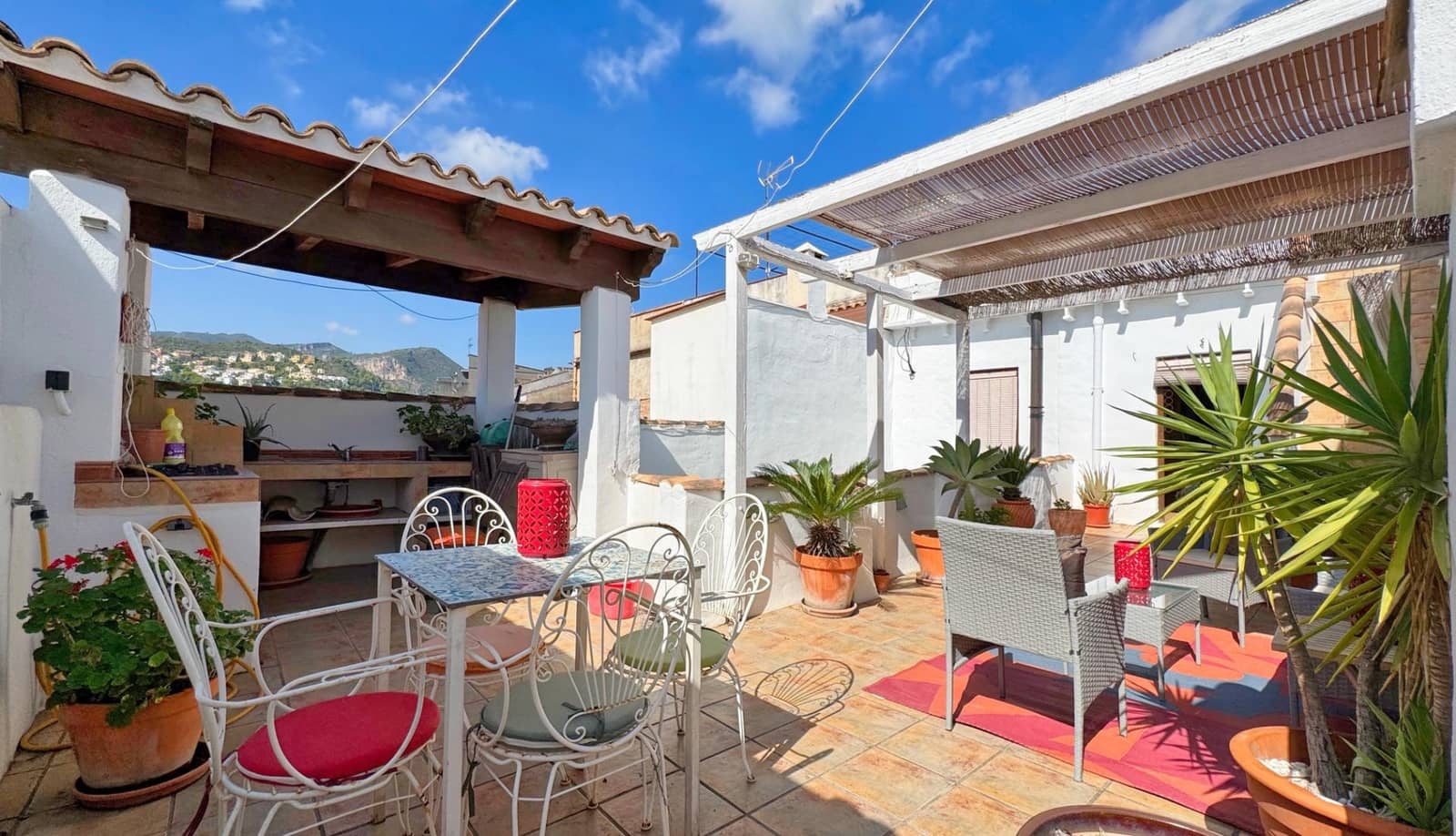 6 bedroom Townhouse for sale in Adsubia - € 285,000 (Ref: 10159693)