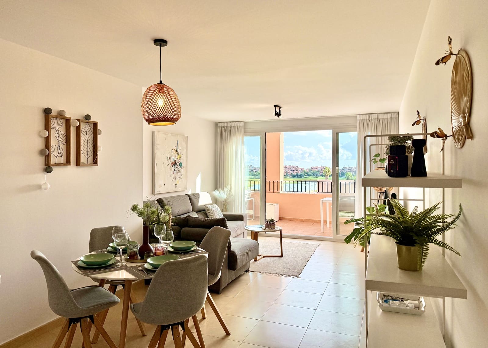 2 soverom Leilighet til salgs i Mar Menor Golf Resort med svømmebasseng garasje - € 255 000 (Ref: 10160071)