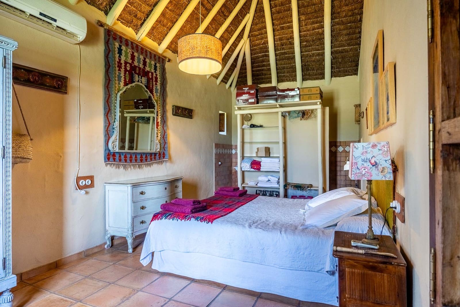 Rakentamaton maa myytävänä paikassa Villamanrique de la Condesa - 1 990 000 € (Ref: 10156128)