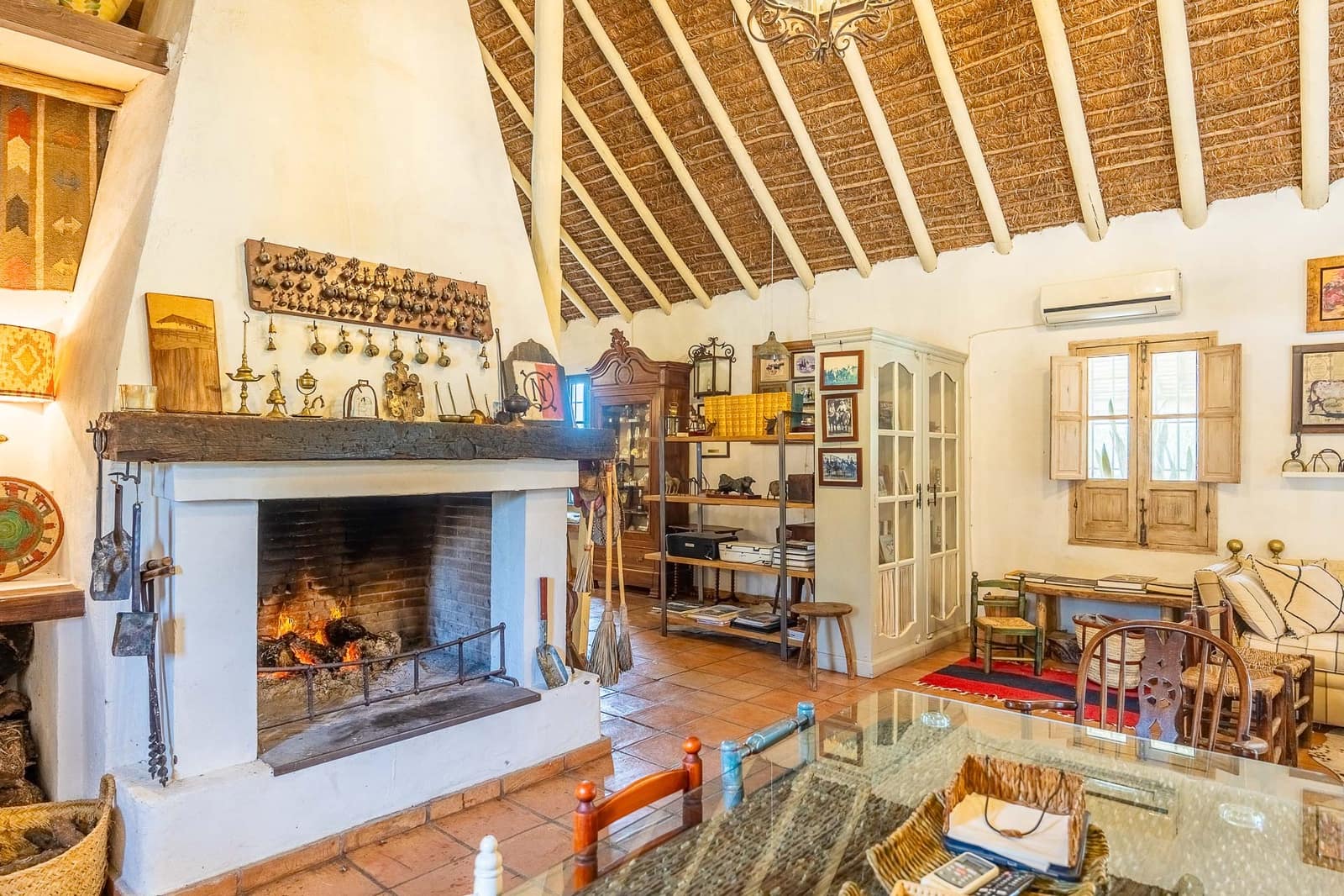 Rakentamaton maa myytävänä paikassa Villamanrique de la Condesa - 1 990 000 € (Ref: 10156128)