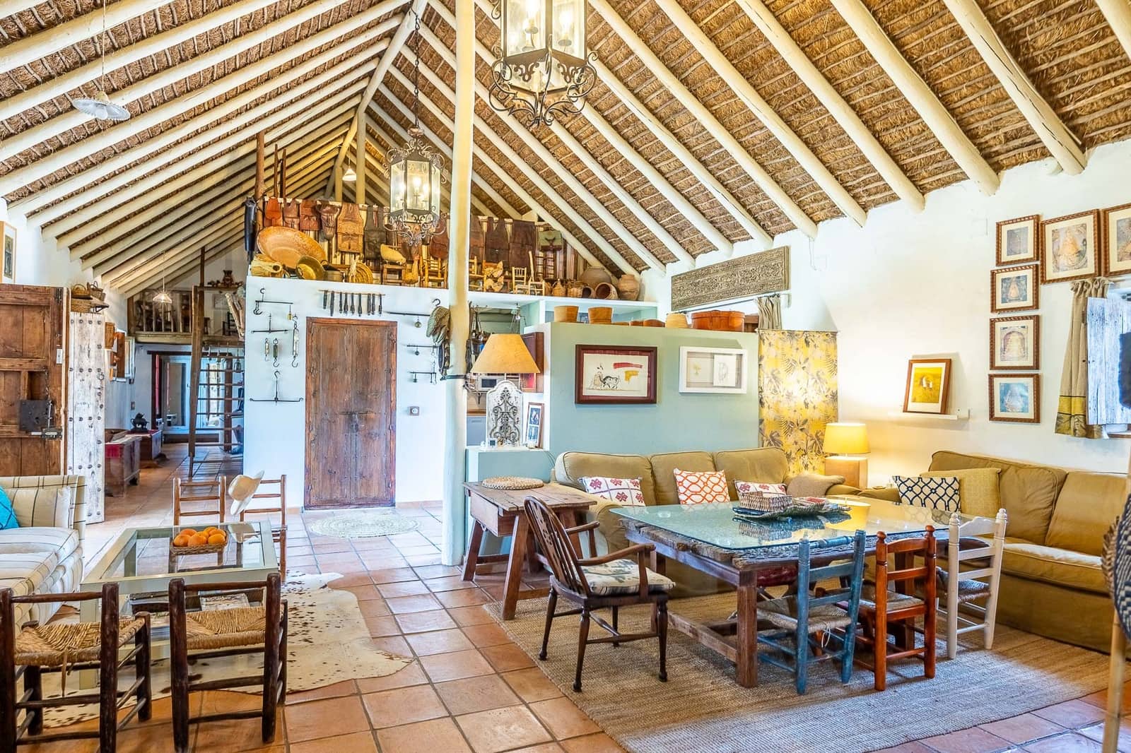 Rakentamaton maa myytävänä paikassa Villamanrique de la Condesa - 1 990 000 € (Ref: 10156128)