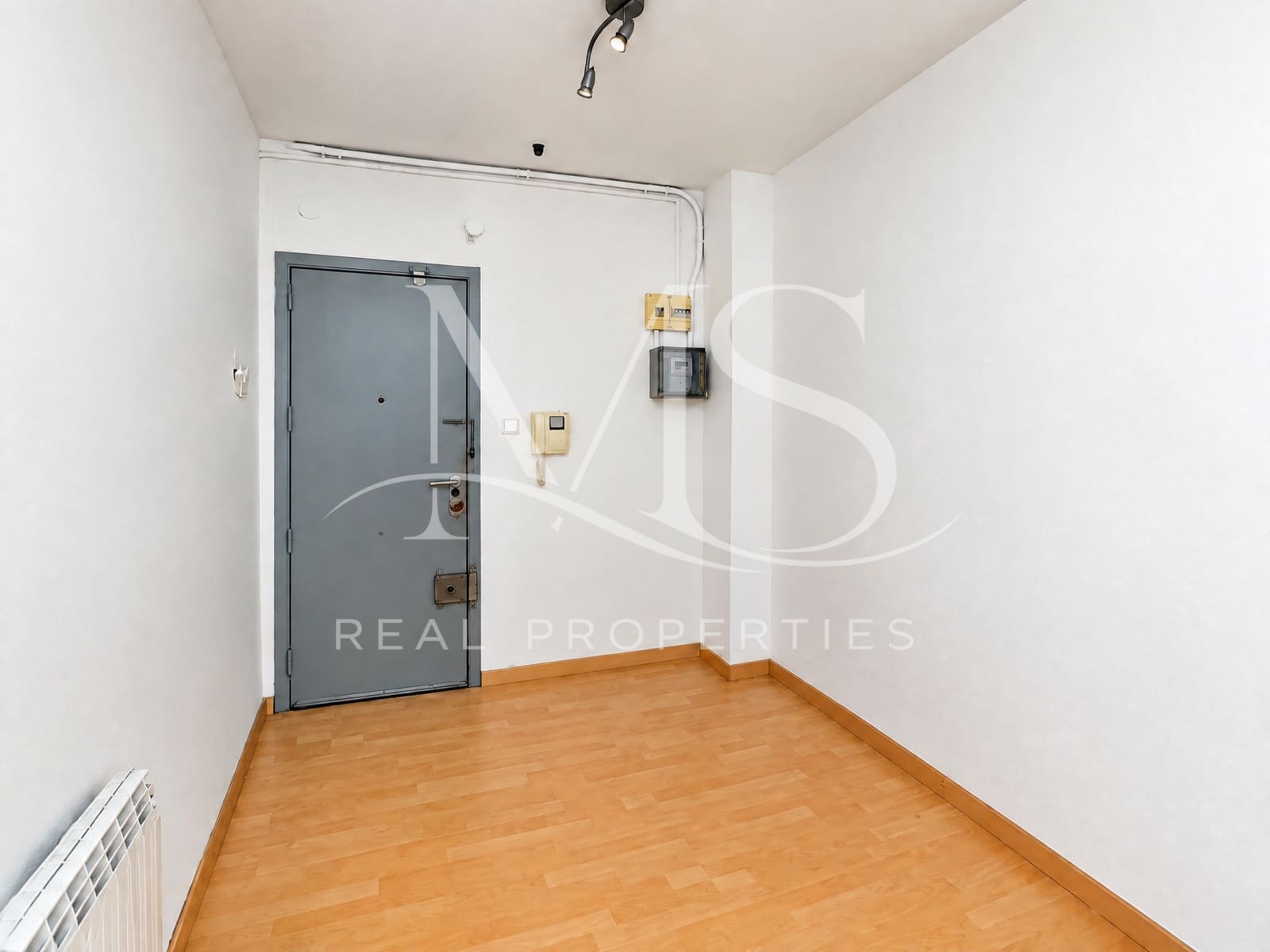 4 soveværelse Lejlighed til salg i Barcelona by - € 630.000 (Ref: 10112243)